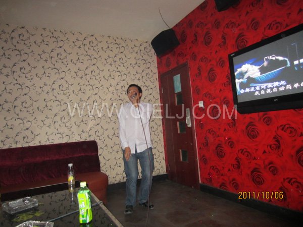 2011年10月，鄭州企鵝糧油機(jī)械有限公司--外貿(mào)部，十一國慶節(jié)團(tuán)體活動！(圖13)