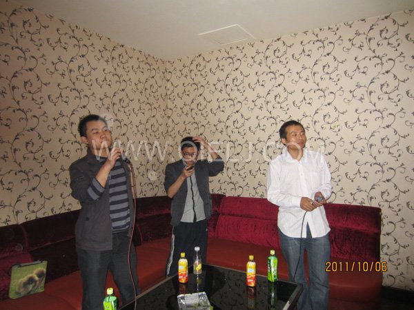 2011年10月，鄭州企鵝糧油機(jī)械有限公司--外貿(mào)部，十一國慶節(jié)團(tuán)體活動！(圖6)